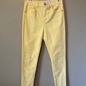 LOFT Frayed High Rise Kick Crop Jeans in Lemon Squeeze - Size 26/2 - NWT